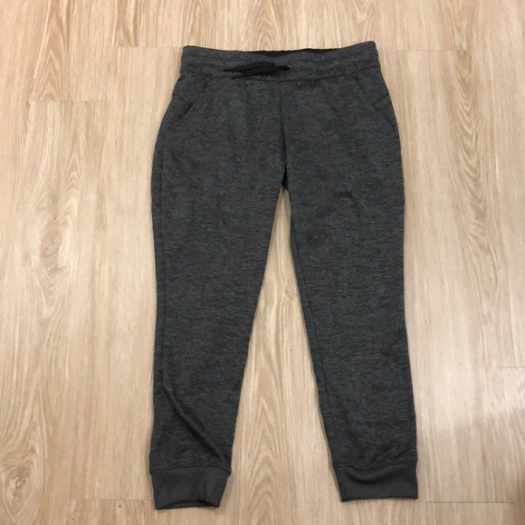 adidas Pants - NWOT adidas size medium joggers